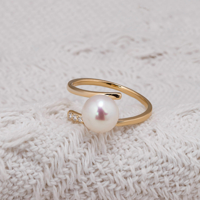 S925 Silver Pearl Ring in Simple Luxury Design