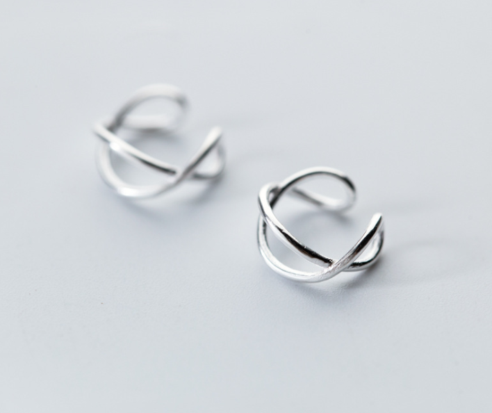 Fashionable Irregular Knot Ear Clips for Non-Pierced Ears