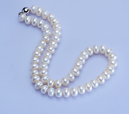 Dailan Freshwater Pearl Necklace 10-11mm Strong Light