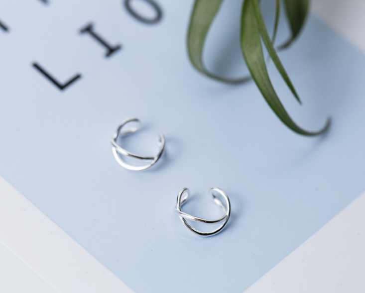 Fashionable Irregular Knot Ear Clips for Non-Pierced Ears